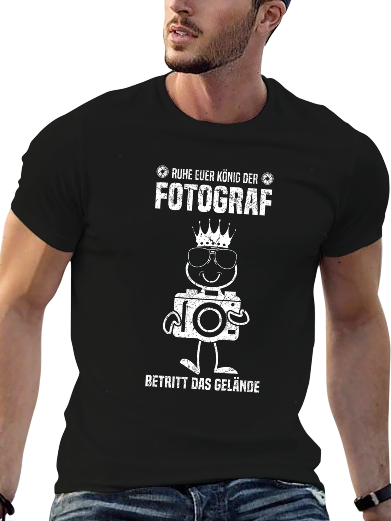 King Photographer Humor T-Shirt