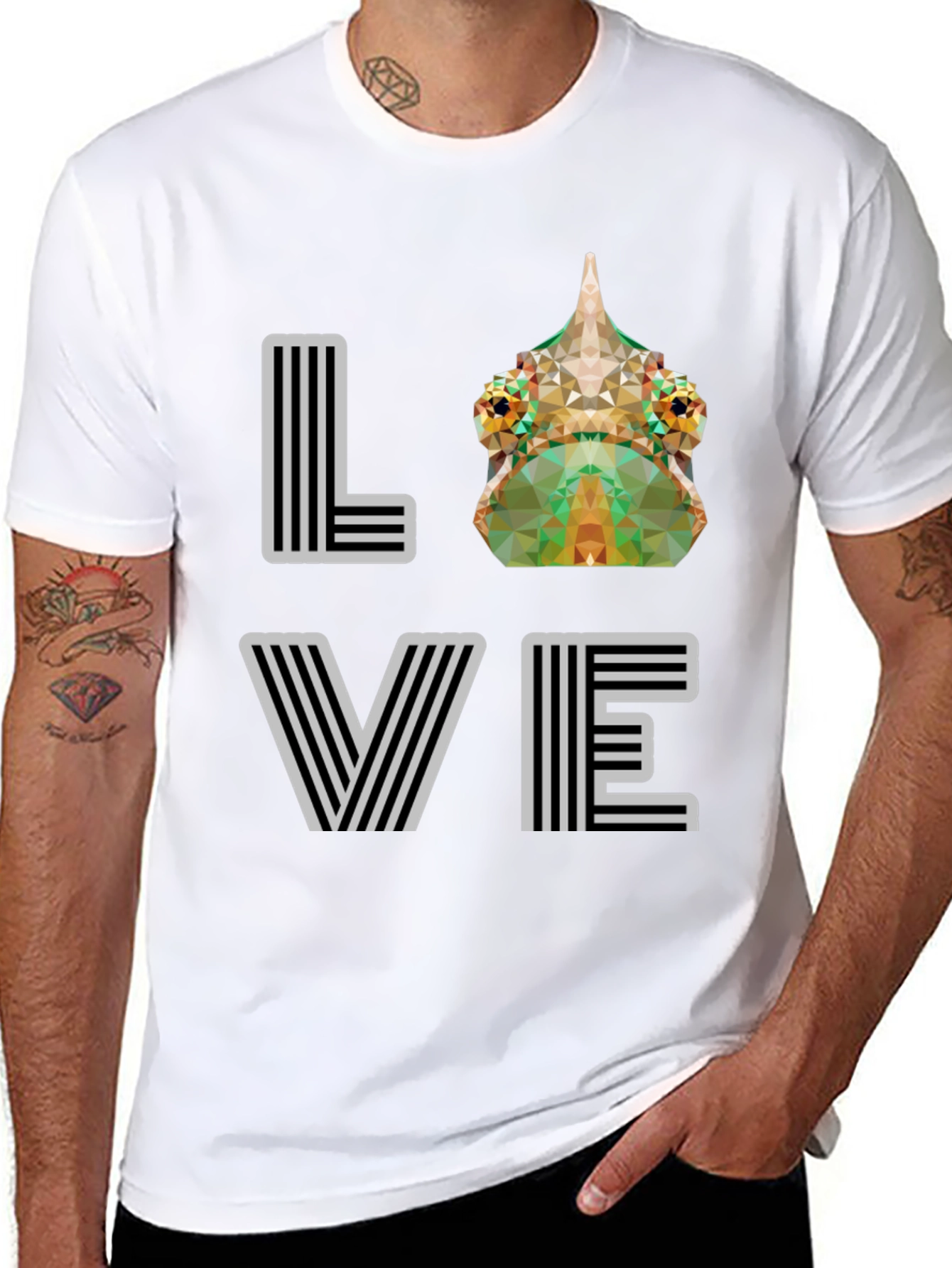 Geometric Chameleon LOVE Graphic Tee - Modern Style