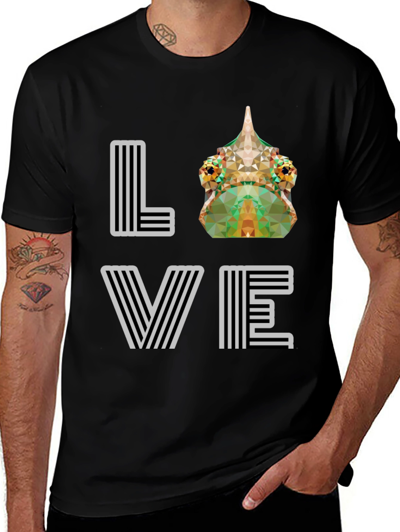 Geometric Chameleon LOVE Graphic Tee - Modern Style