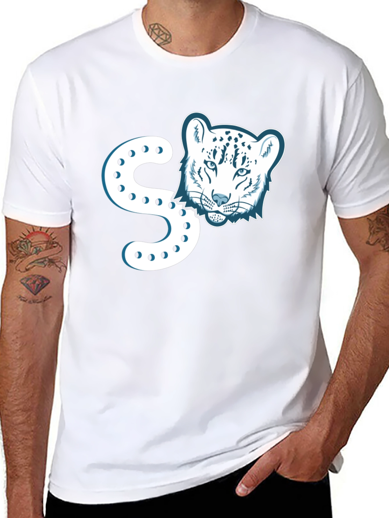 Stylish Black T-Shirt with Leopard Print