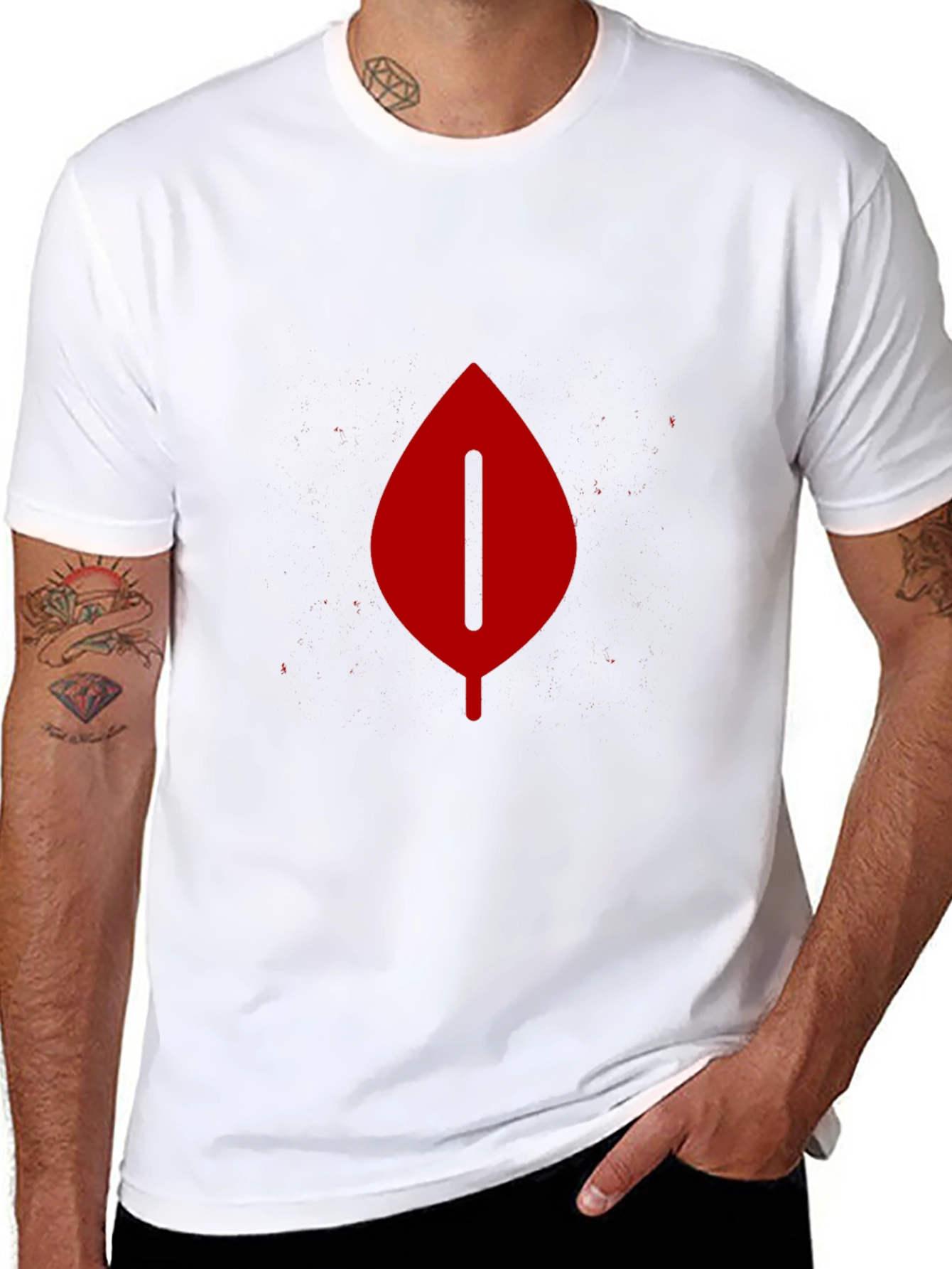 Modern Leaf Graphic Tee - Bold Black T-Shirt