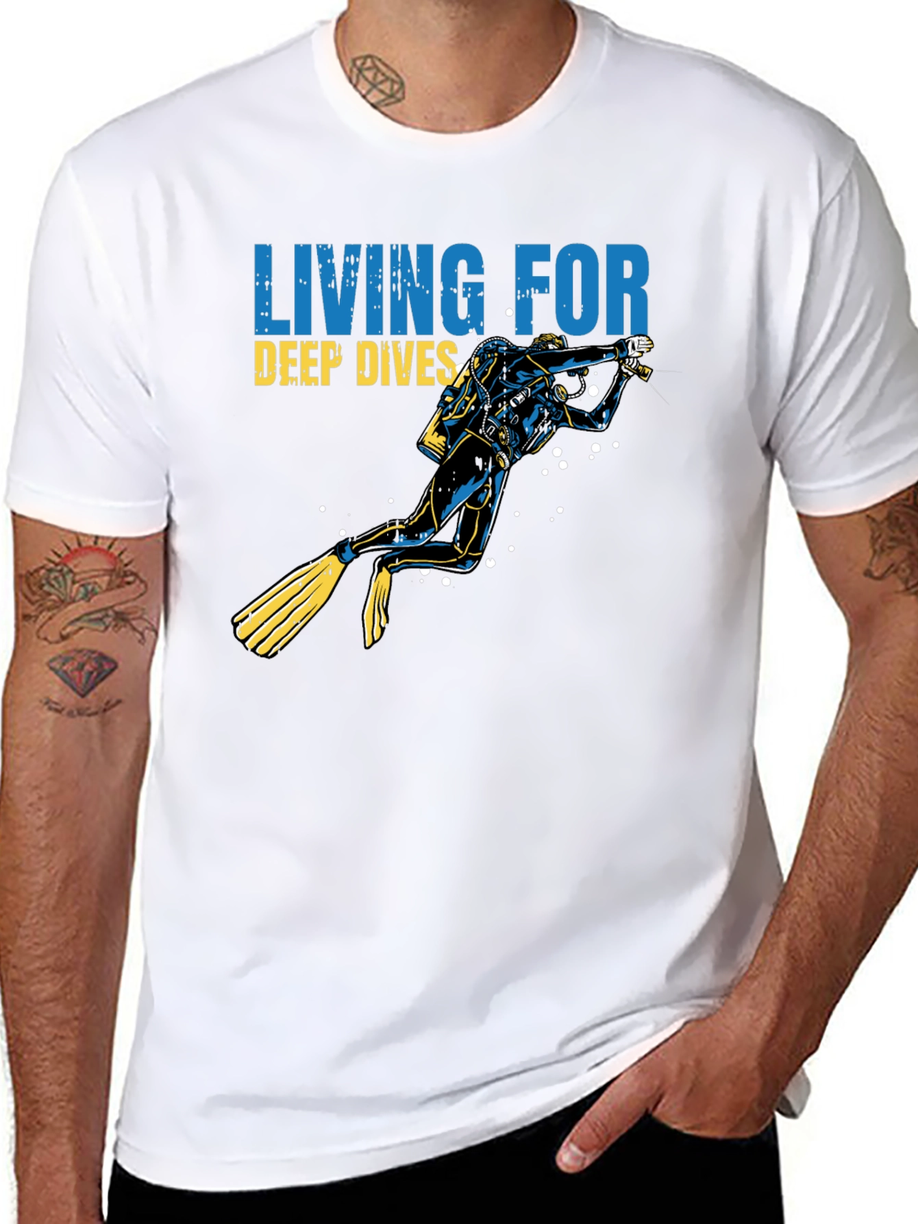 Diver Graphic T-Shirt - Living for Deep Dives