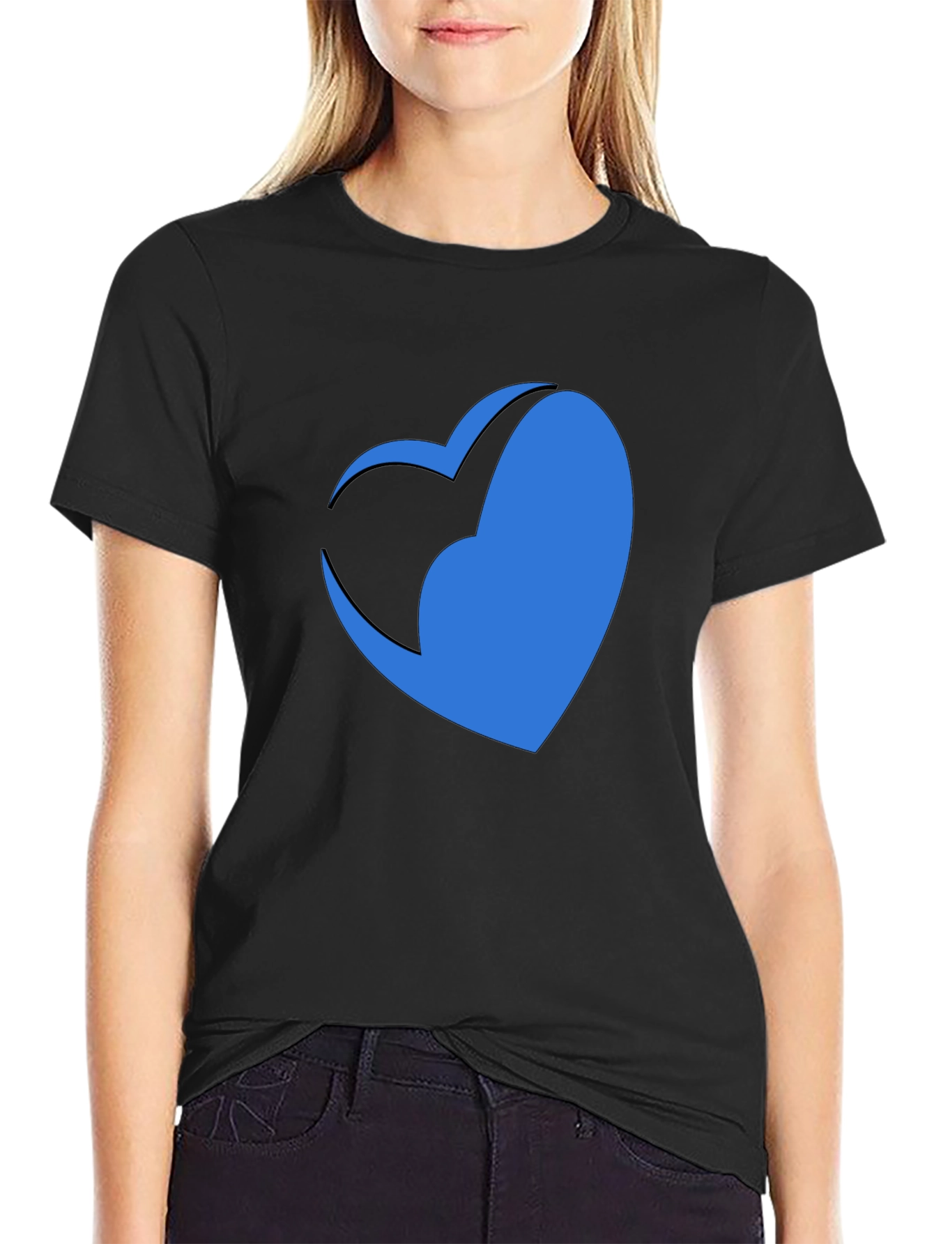 Modern Heart Graphic Tee - Stylish Casual Comfort