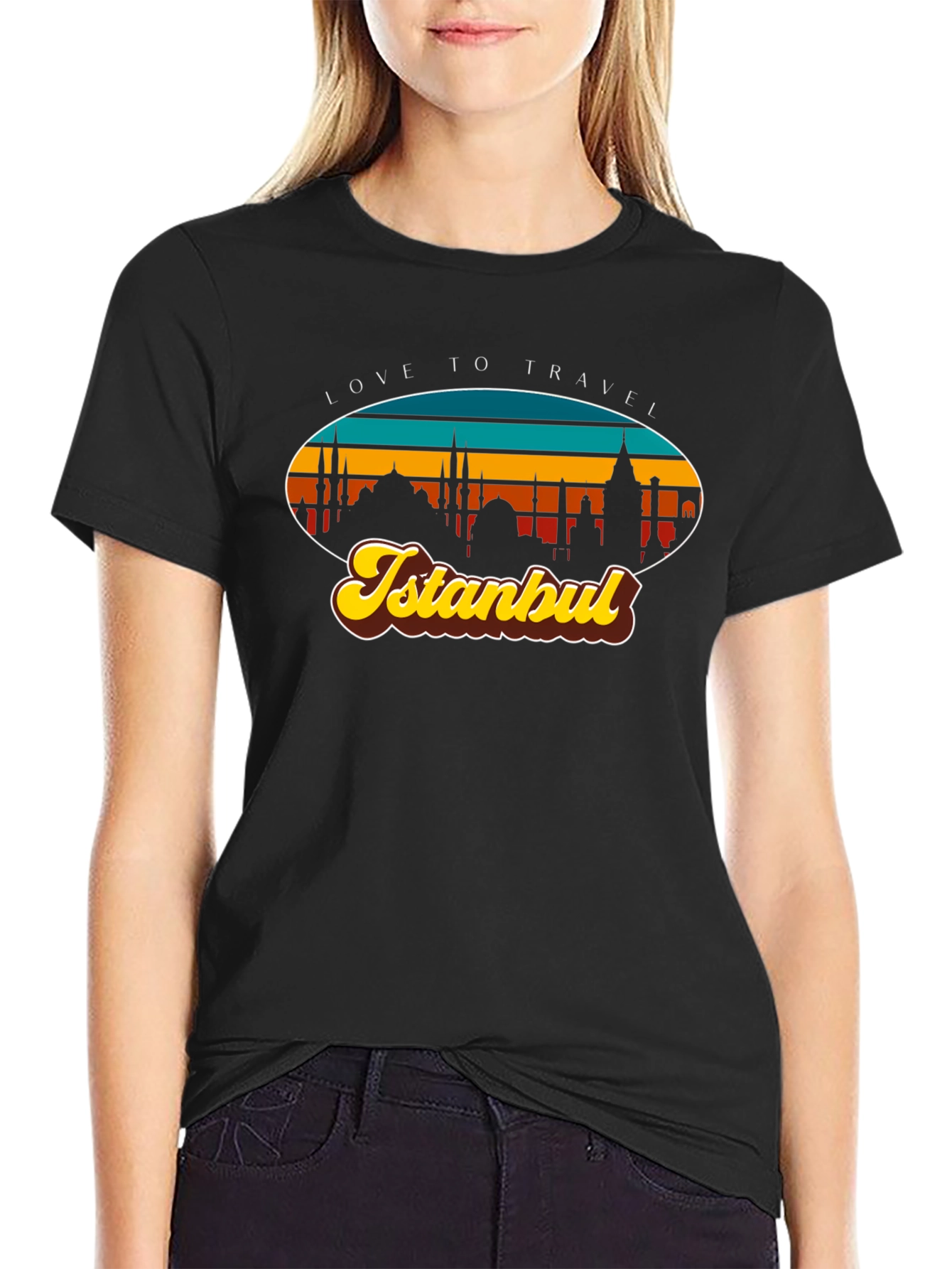Istanbul Travel T-Shirt - Retro Skyline Design