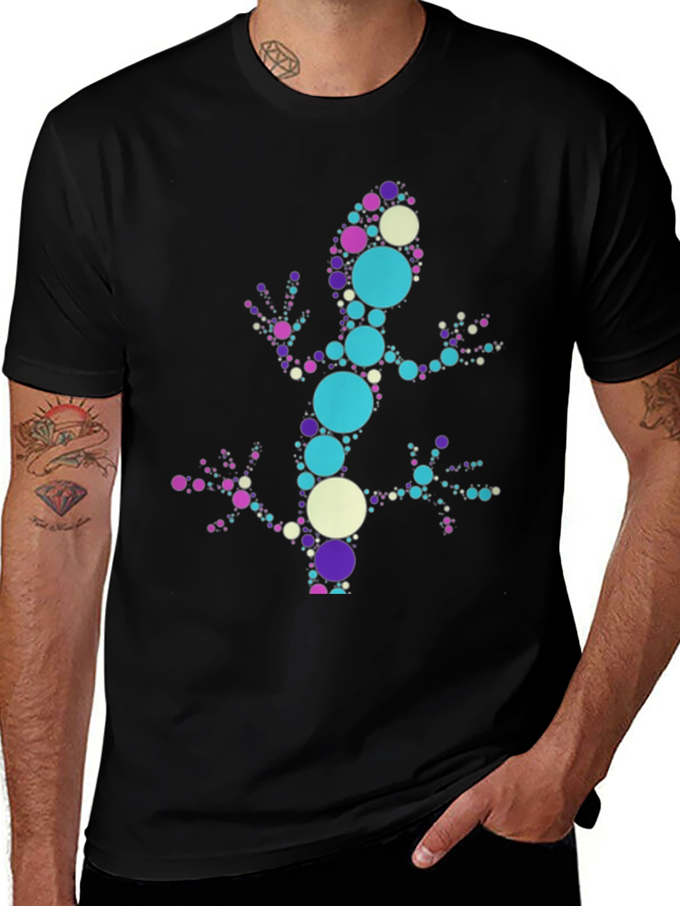 Dotted Gecko Graphic Tee - Unique Design