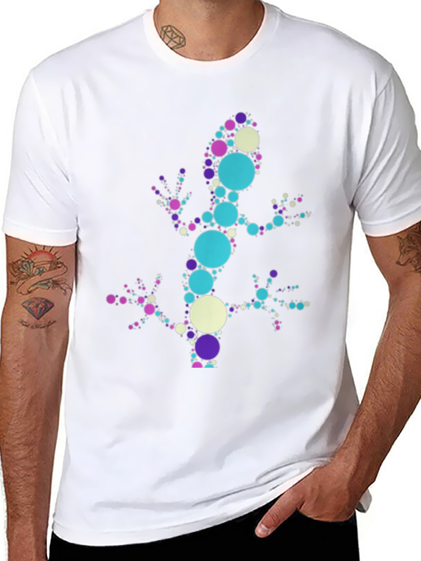 Dotted Gecko Graphic Tee - Unique Design